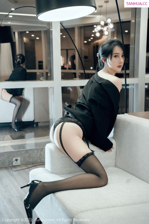 苏小曼  [XiuRen]高清写真图 2022.03.31 No.4801 苏小曼babyface第46张图片